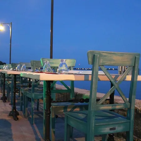 Assos Zeyti̇n Special Class Adults Only 12 Bed and breakfast