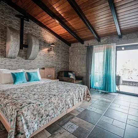 Assos Zeyti̇n Special Class Adults Only 12 Bed & Breakfast Sokakagzi