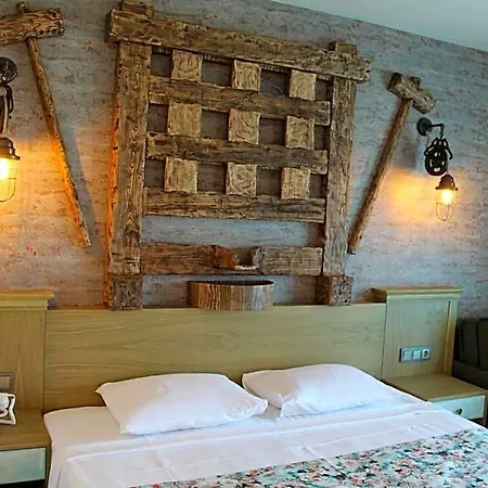 Assos Zeyti̇n Special Class Adults Only 12 Bed & Breakfast 4*